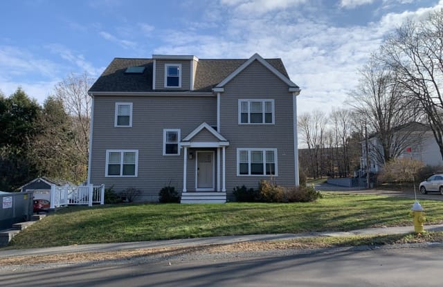 72 Hillside Ave - 72 Hillside Avenue, Needham, MA 02494