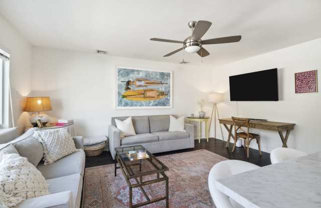 2833 Saint Charles Avenue