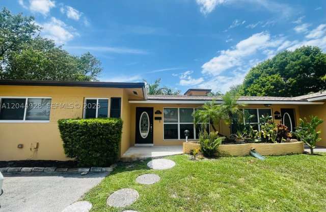 1061 NE 26th Ave