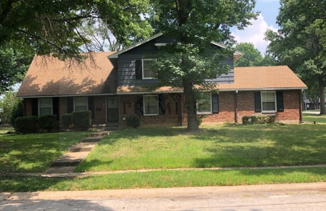 10549 Mersington Ave - 10549 Mersington Avenue, Kansas City, MO 64137