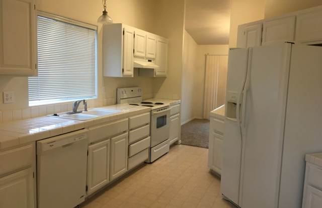 Great SW Bend Home Close To The Old Mill!