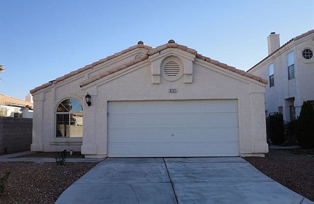 8201 Gunther Cir - 8201 West Gunther Circle, Las Vegas, NV 89145