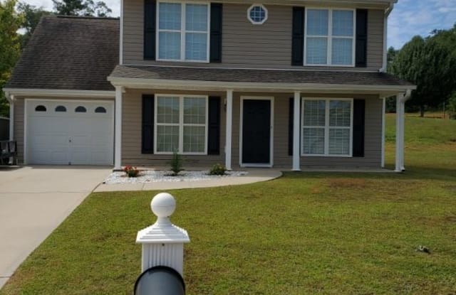 102 Emily Pl - 102 Emily Pl, LaGrange, GA 30241