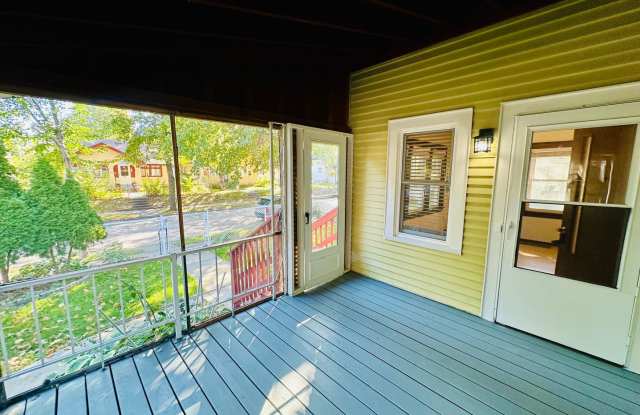Charming 3-Bedroom Home in the Heart of South Minneapolis!