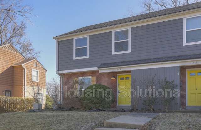643 E Meyer Blvd.
