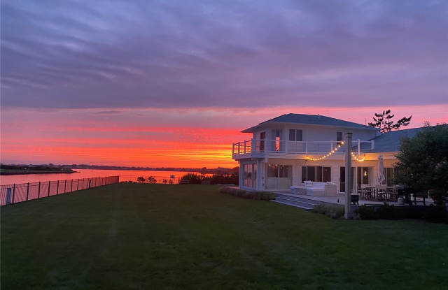 38 Quogo Neck Lane