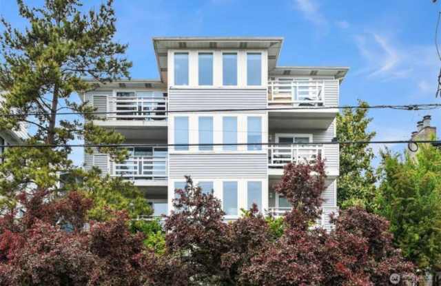Photo of Welcome Home 2 bd/1 ba Condo Close to everything! - Parking Included!