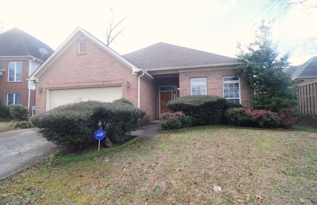 111 Canterbury Drive