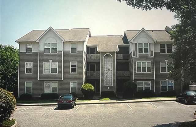6772 Willowbrook Drive Unit #9