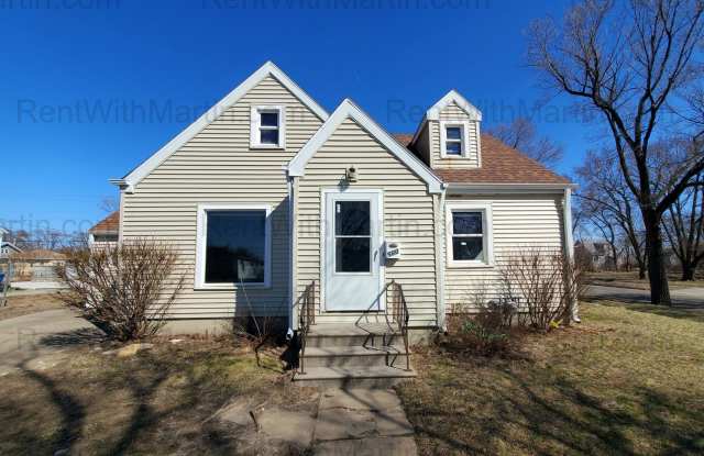 FOR RENT- 500 Boston Ave **PETS OK** Newely Remodeled!