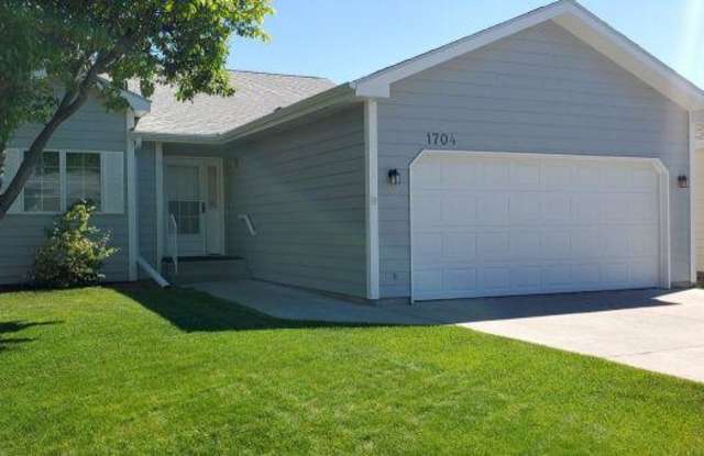 1704 Wellington Place