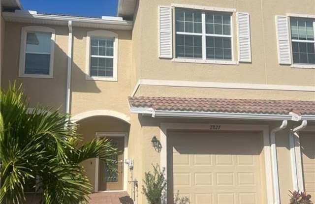 Photo of 2827 Blossom Way