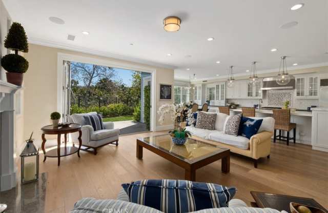 4 Summer House Lane