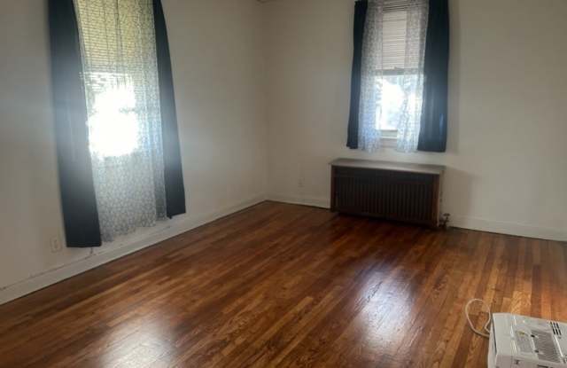 484 Fabyan Pl