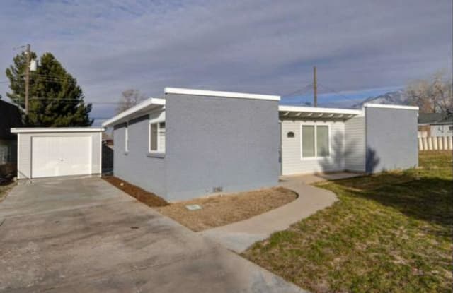 755 E 9990 S - 755 East 9990 South, White City, UT 84094