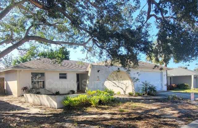 Photo of 2632 Ridge Lane