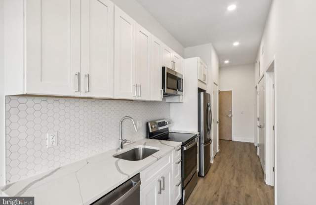 1622 Point Breeze Avenue