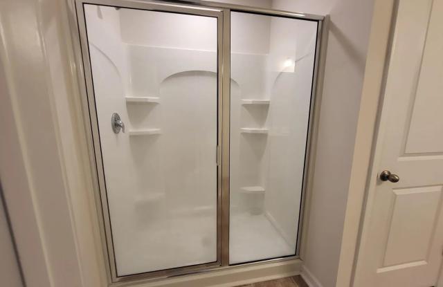 Room in 3 Bedroom Home at Guildford Hill Ln