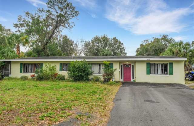 5838 WYOMING AVENUE - 5838 Wyoming Avenue, New Port Richey, FL 34652