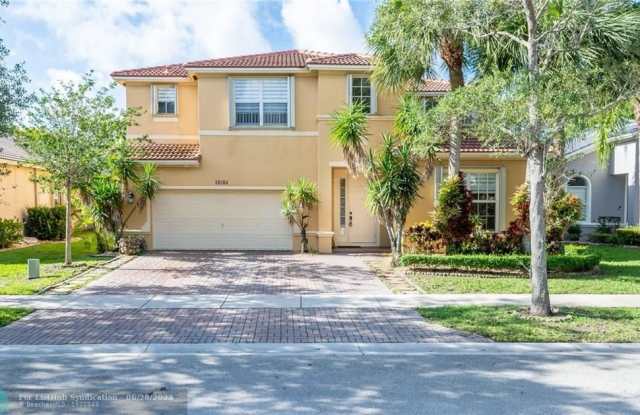 19364 S Whitewater Ave - 19364 South Whitewater Avenue, Weston, FL 33332