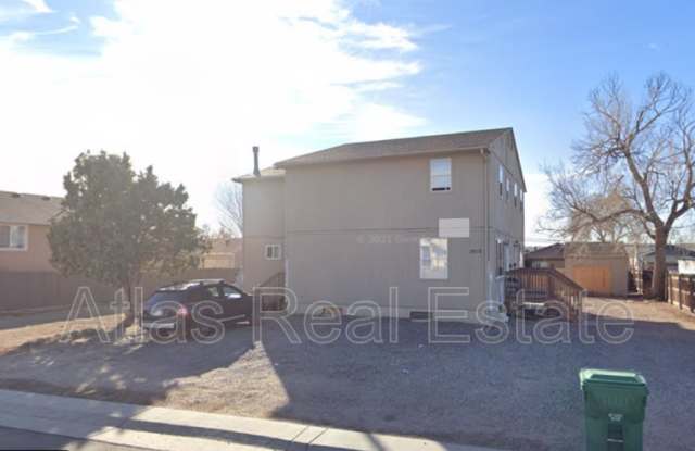 3210 W Longfellow Place
