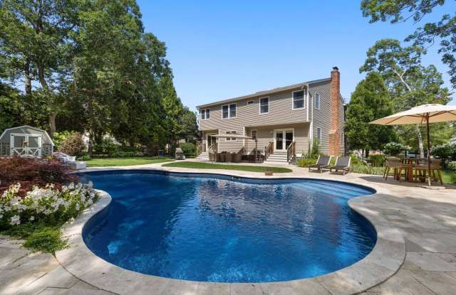 12 Canvasback Lane