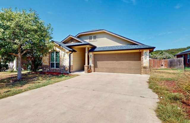 Spacious 3 Bedroom, 2 Full Bath, with Attached 2 Car Garage Single Family Home in Desired Good Night Ranch!