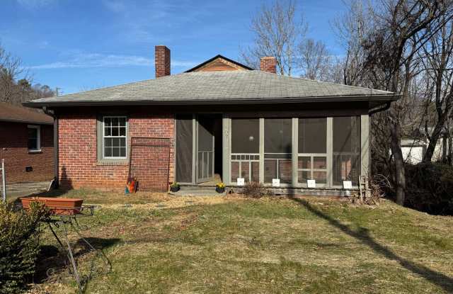Beacon Village - 2/1 Ready for new occupants!