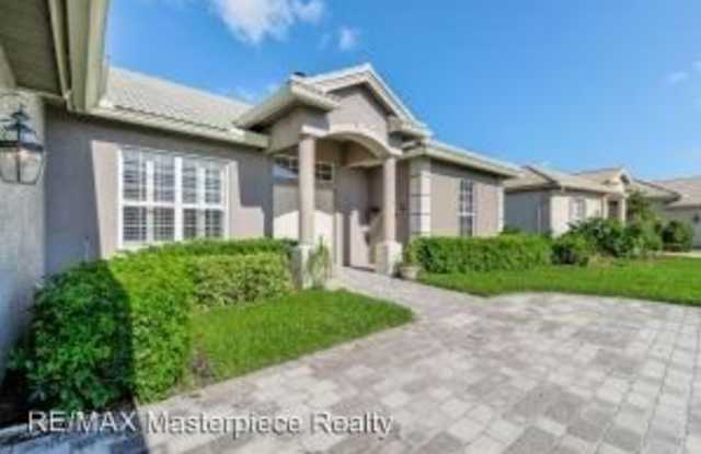 426 NW Canterbury Court - 426 NW Canterbury Ct, Port St. Lucie, FL 34983