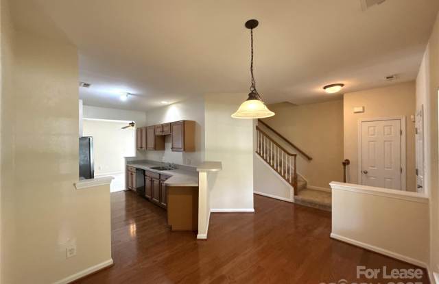 6160 Prosperity Church Road