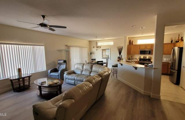 15950 W SILVER BREEZE Drive