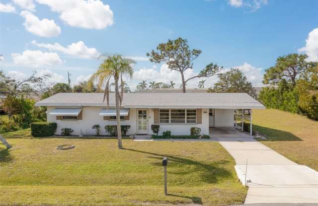 1650 BANYAN DRIVE