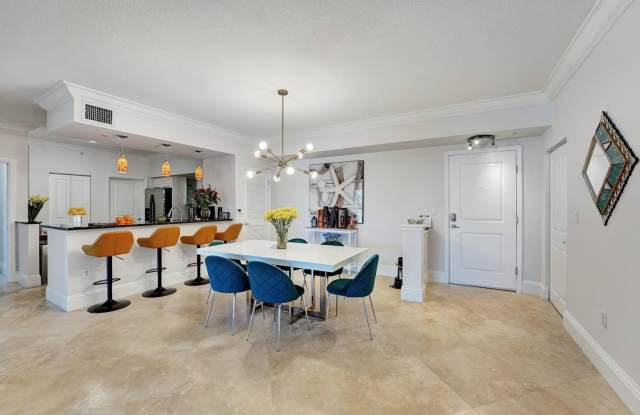 235 NE 1st Street 306, Delray Beach, FL 33444