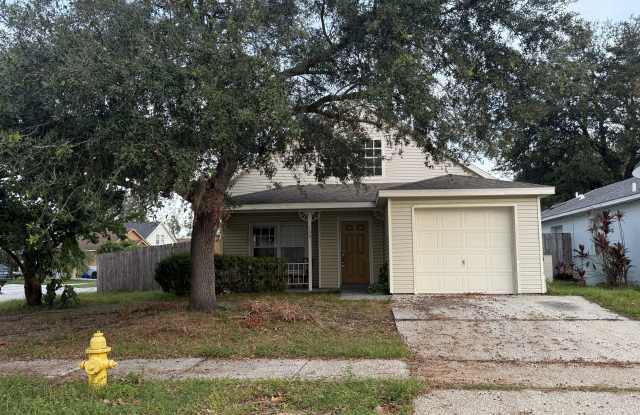 135 Hartsdale Dr