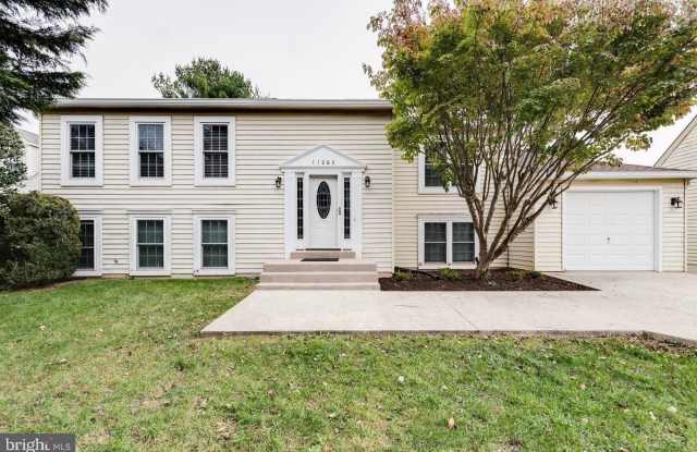 11263 VALLEY BEND DRIVE