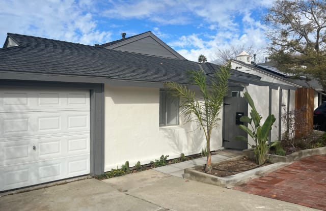 1341 11th St - 1341 11th Street, Manhattan Beach, CA 90266