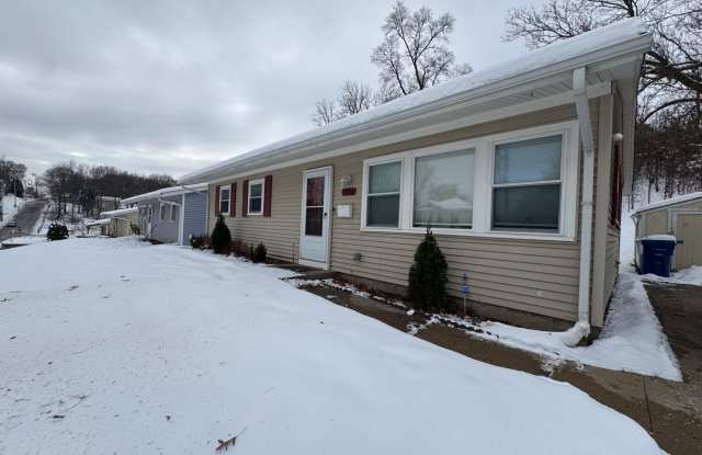 Photo of 3 bedroom 1 bath home in Davenport