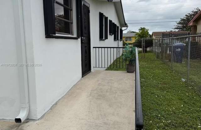 1350 NW 96th St