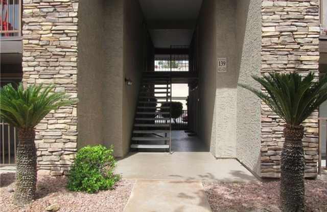 5286 RIVER GLEN Drive