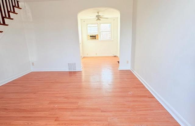 6045 SUMMERDALE Avenue