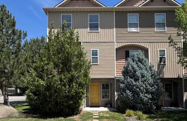 8861 West Pine Valley Lane