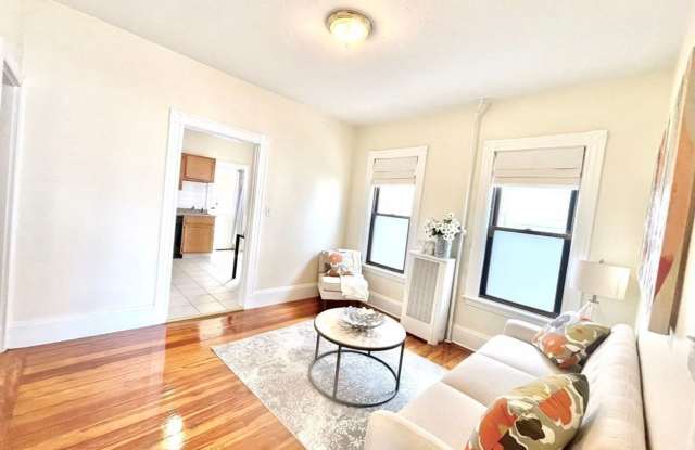 13 Cushman Rd #15 Boston MA 02135