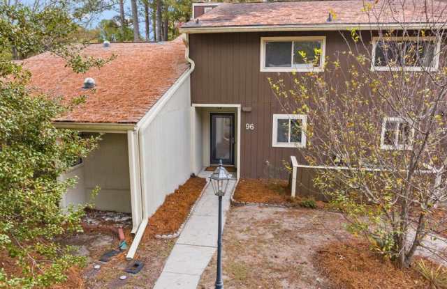 96 Quarterdeck Townhouses