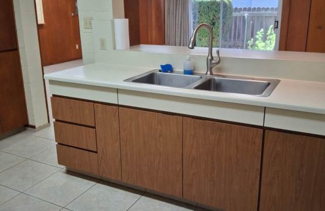 SHOWING MON. 12/1 - WED. 12/3 - FRI. 12/5 @ 12PM