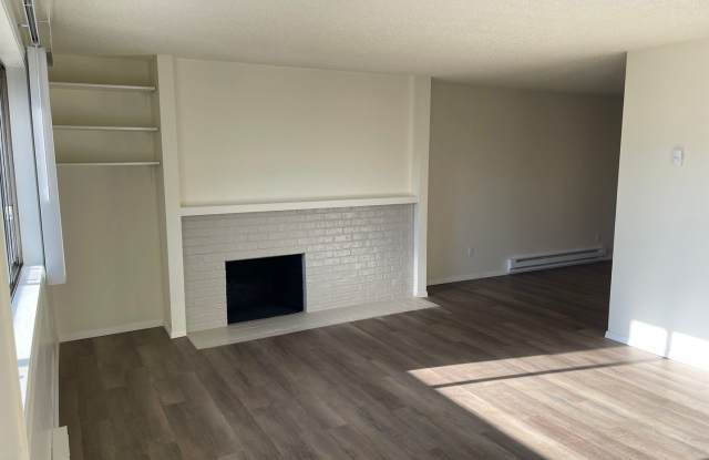 Photo of W1329-- Sundew Apartments