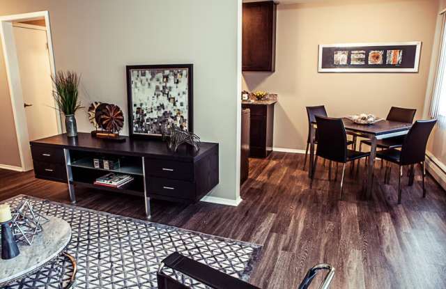 Cherokee Bluff Apartments