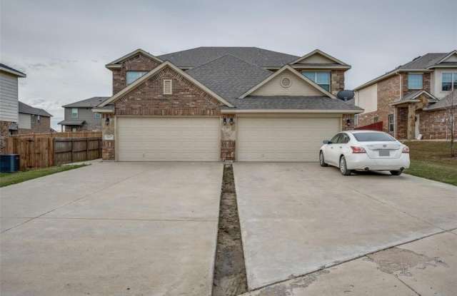 Photo of 5007 Sanger Circle Drive