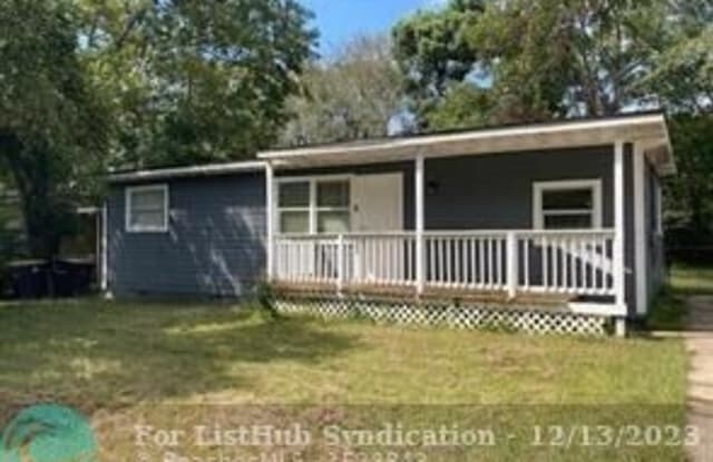 4653 BRISTOL AVE - 4653 Bristol Avenue, Jacksonville, FL 32208