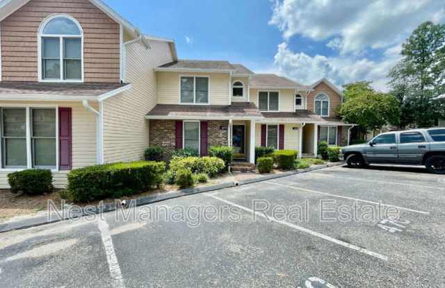 Photo of 470 Lands End Rd