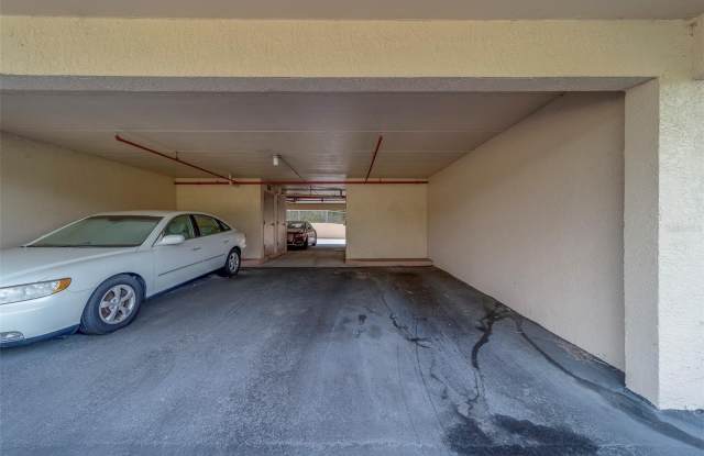 9510 HARBOR GREENS WAY